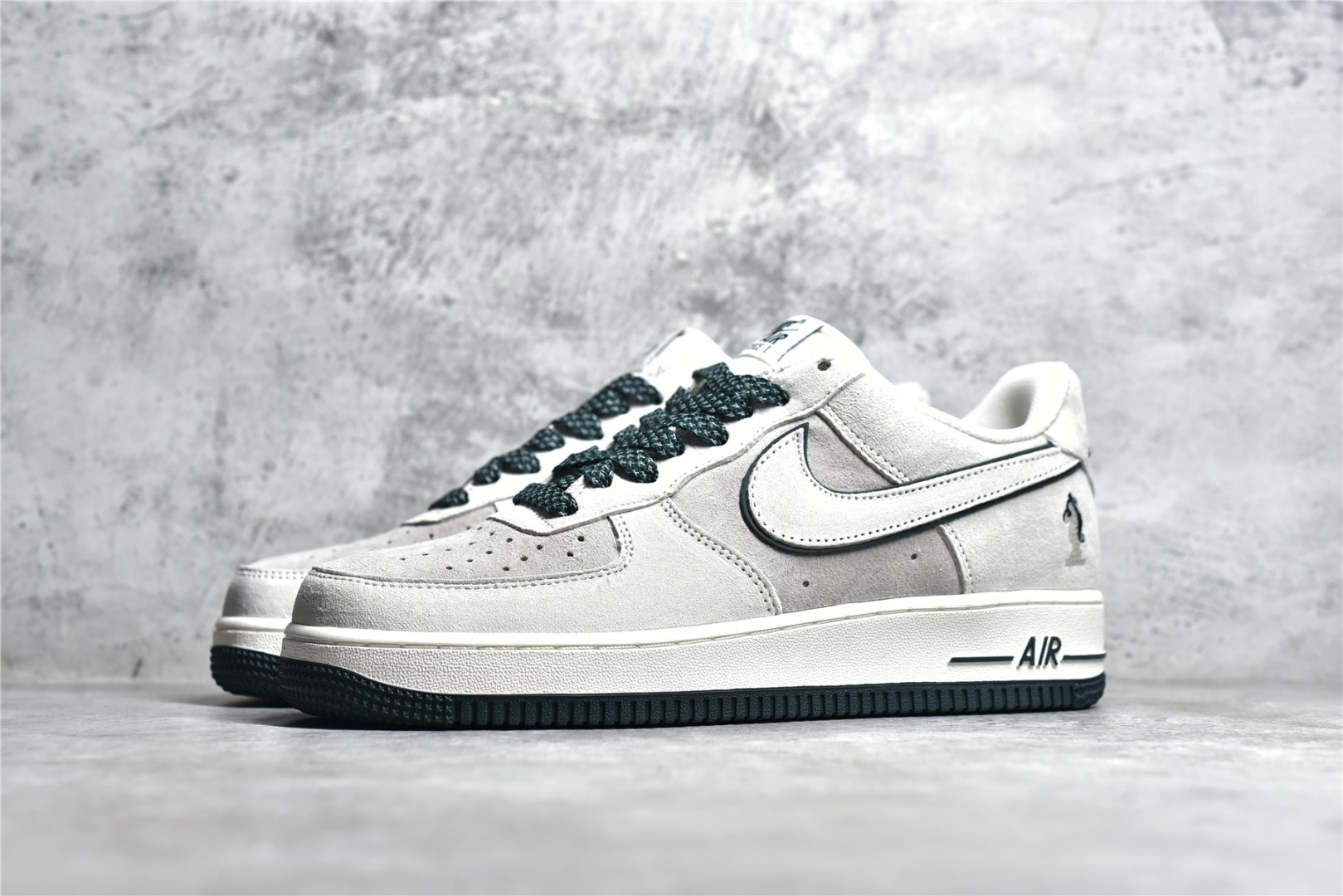 Sneakers Air Force 1 Low Four Horsemen DZ3696-002 фото 2