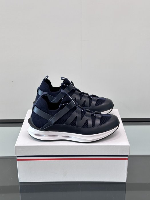 Кроссовки мужские