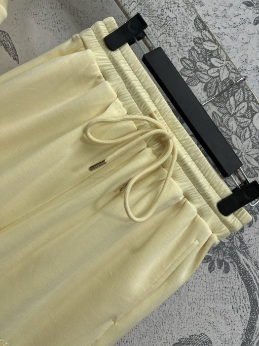 Costume female фото 4