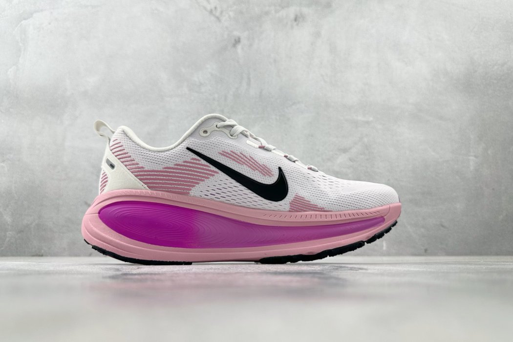 Кроссовки Nike Vomero 18 фото 2