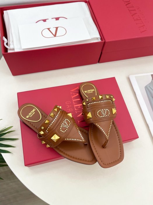 Шльопанці жіночі фото 2