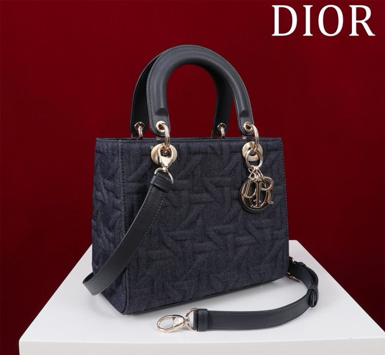 Сумка кожаная Lady Dior 24 см фото 2