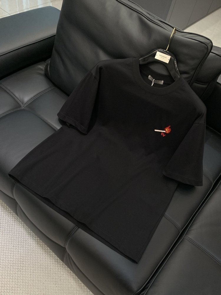 T-shirt men's фото 3