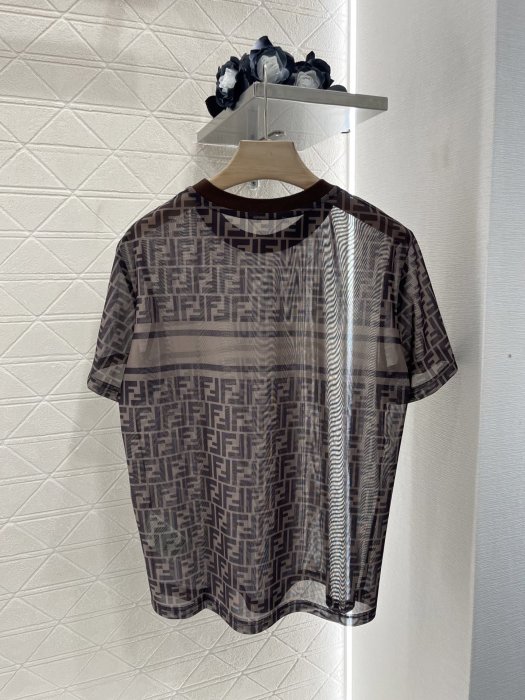 Футболка женская фото 2