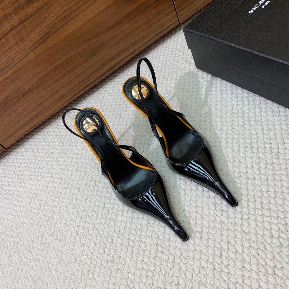 Босоножки фото 3