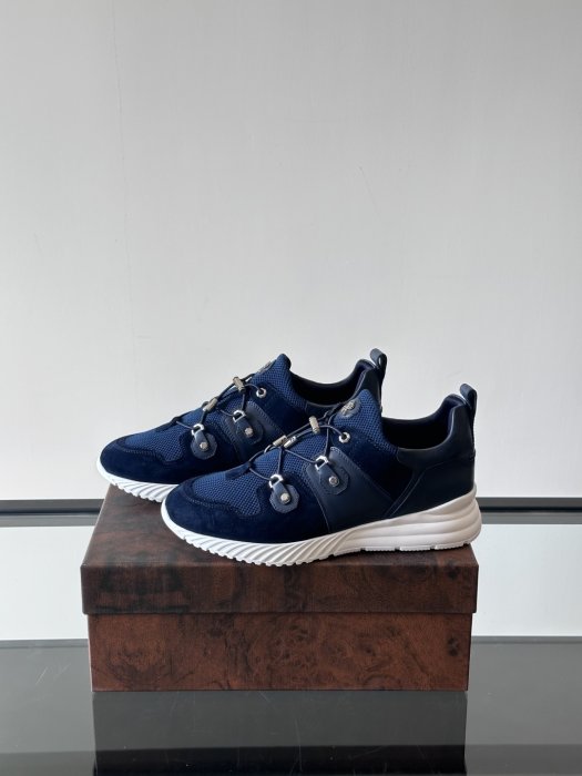 Кросівки фото 3