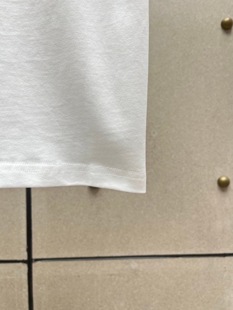 T-shirt women's фото 7