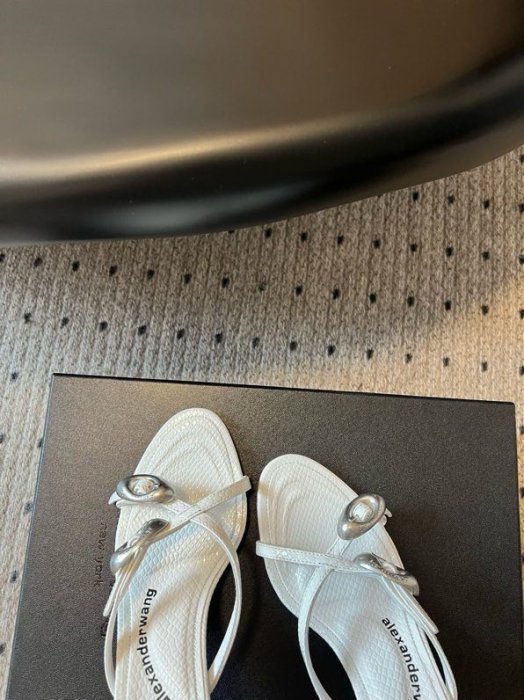 Босоножки фото 5