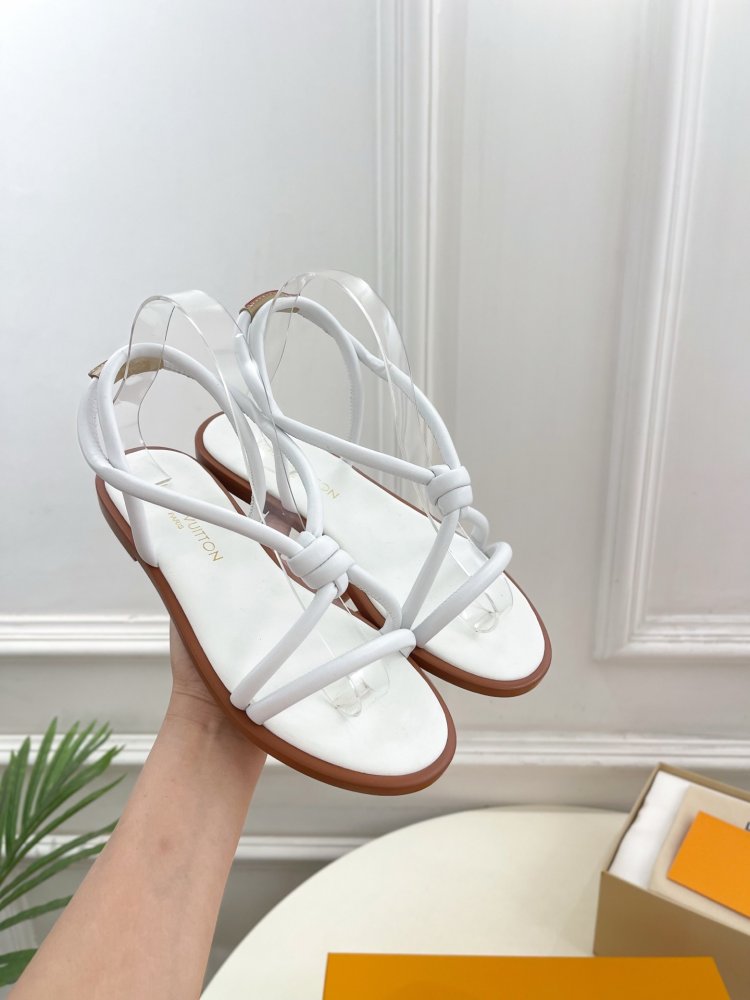 Босоніжки фото 6