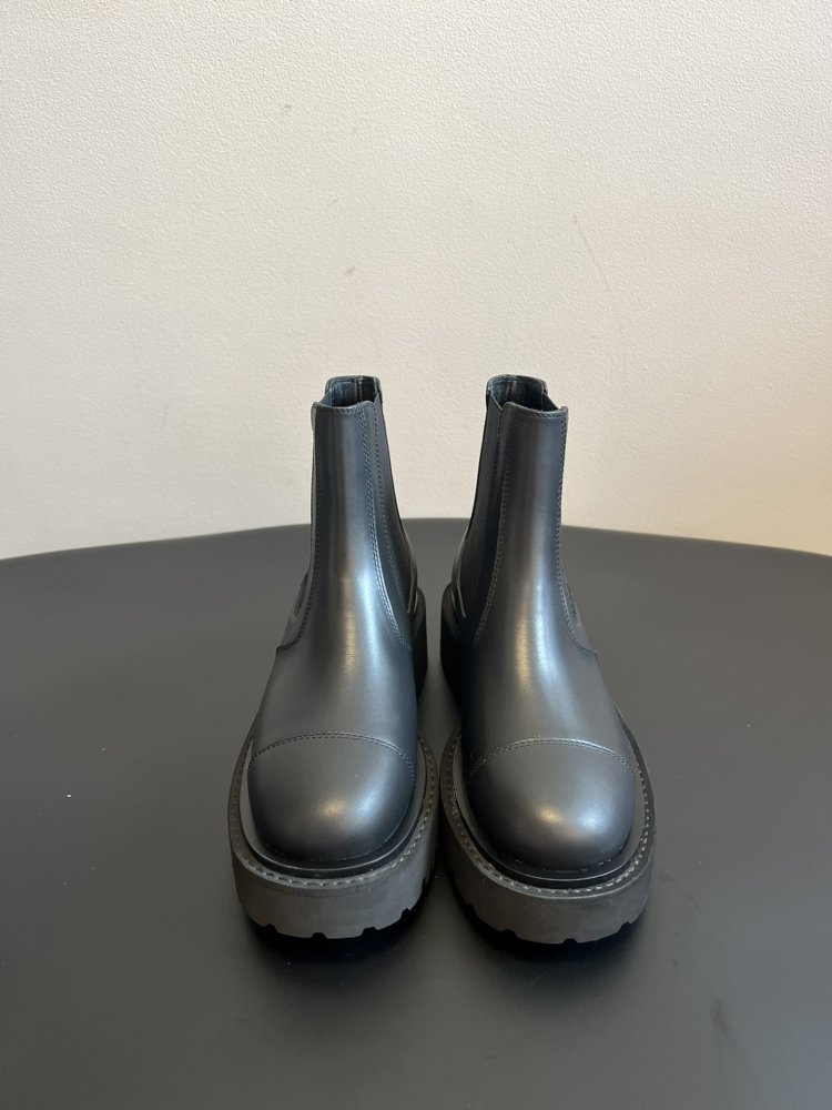 Boots women's фото 2