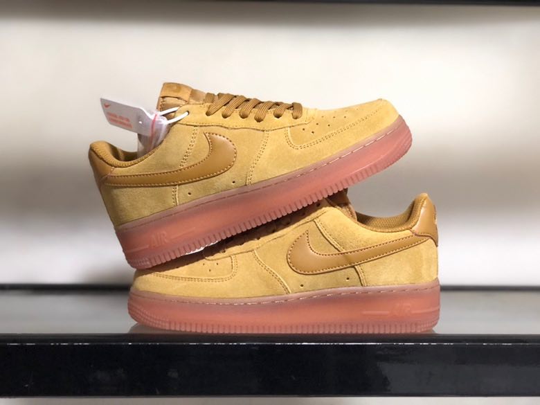 Sneakers  Air Force 1 07 LV8 Wheat Flax фото 9