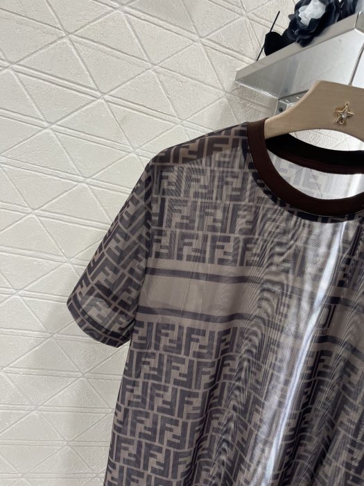 Футболка женская фото 7