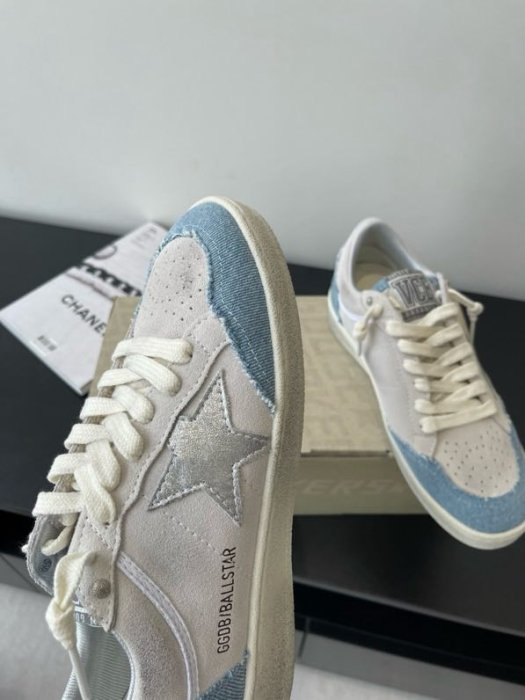 Кроссовки женские фото 6