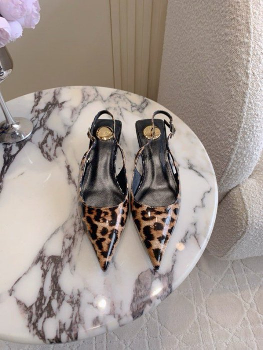 Босоножки фото 4