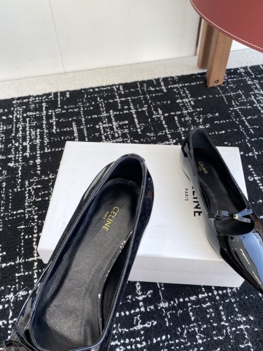 Туфли женские фото 8