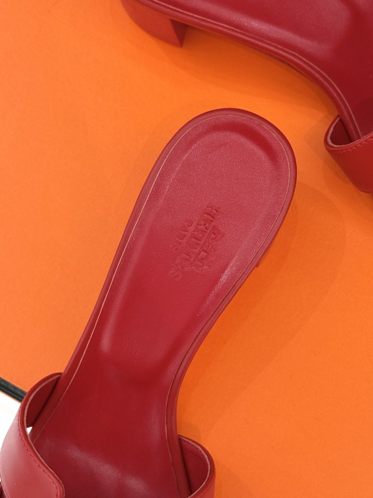 Босоножки фото 8