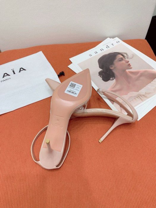 Босоножки фото 7