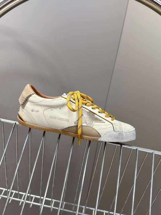 Shoes Golden Goose
