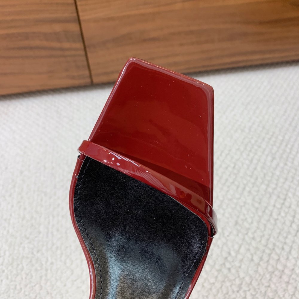 Босоніжки фото 7