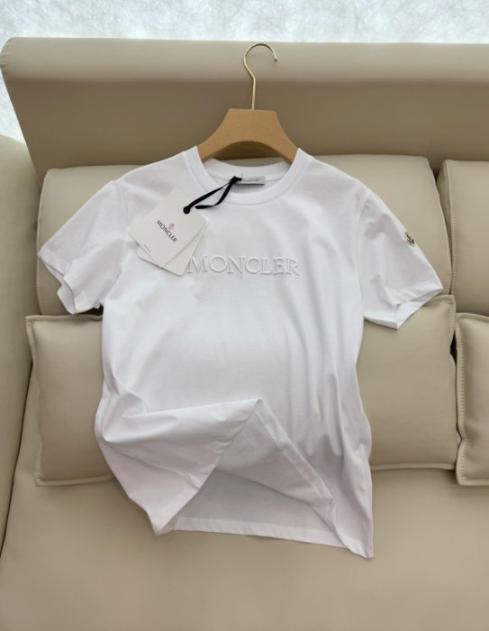 Футболка жіноча фото 4