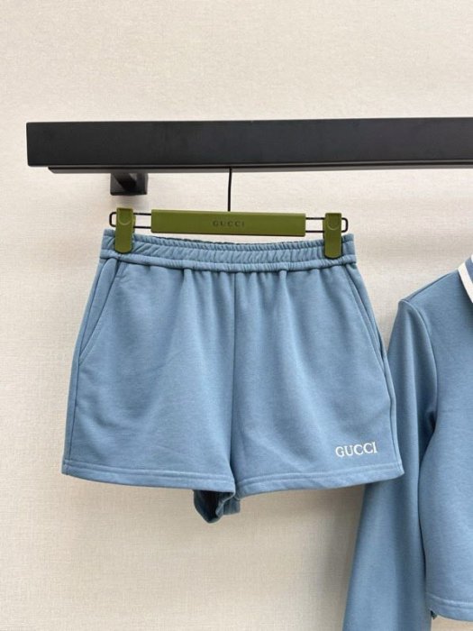 Костюм женский фото 8