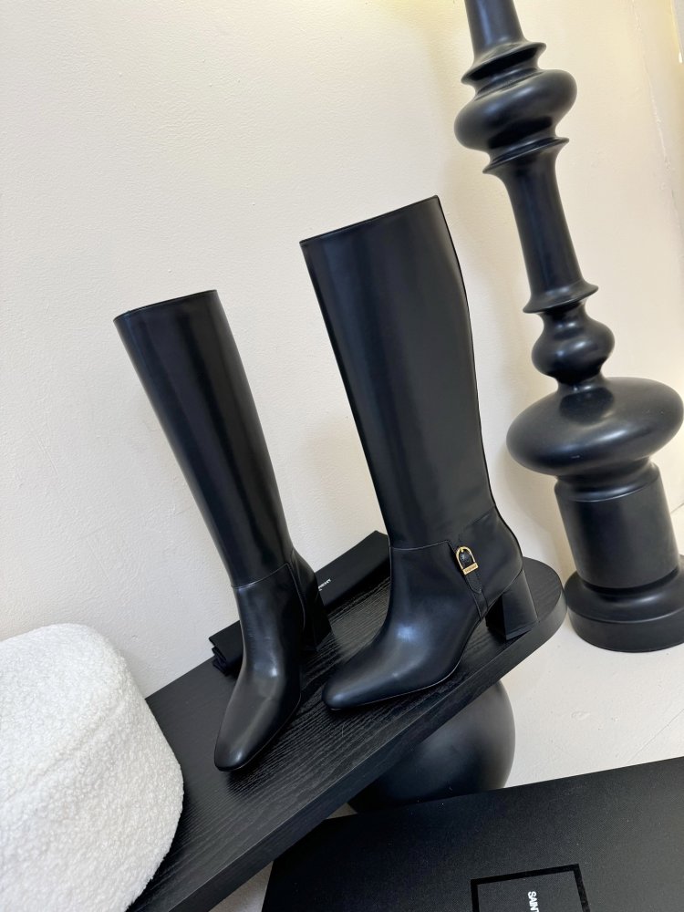 Чоботи жіночі фото 3