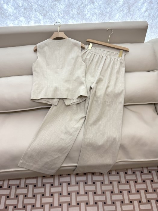 Костюм женский фото 4