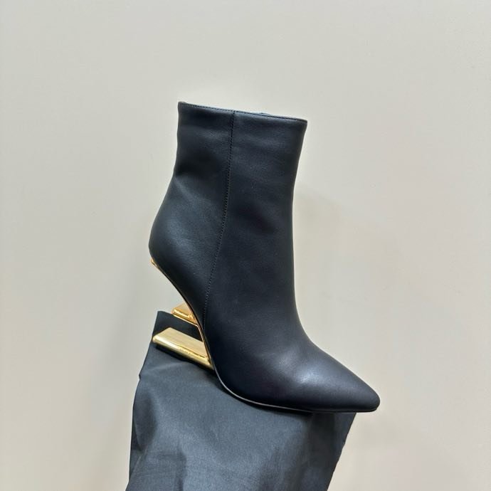 Ankle boots фото 8