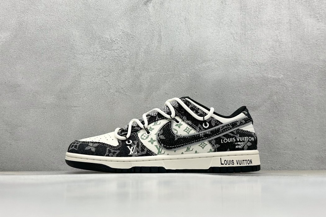 Кроссовки Nike SB Dunk Low