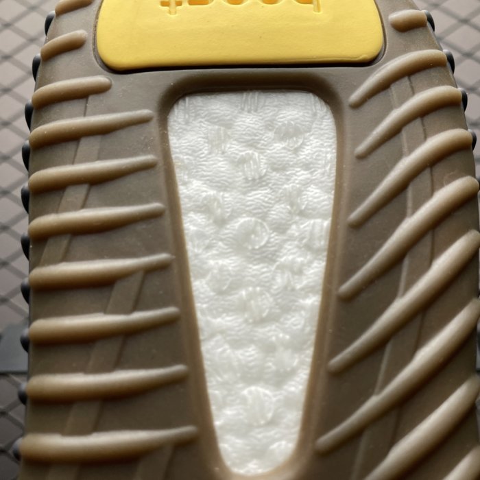Кроссовки Yeezy Boost 350V2 фото 8