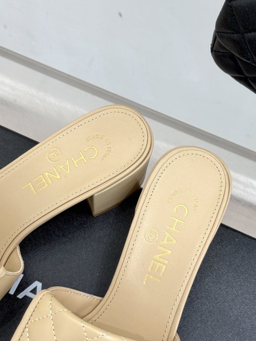 Босоножки фото 8