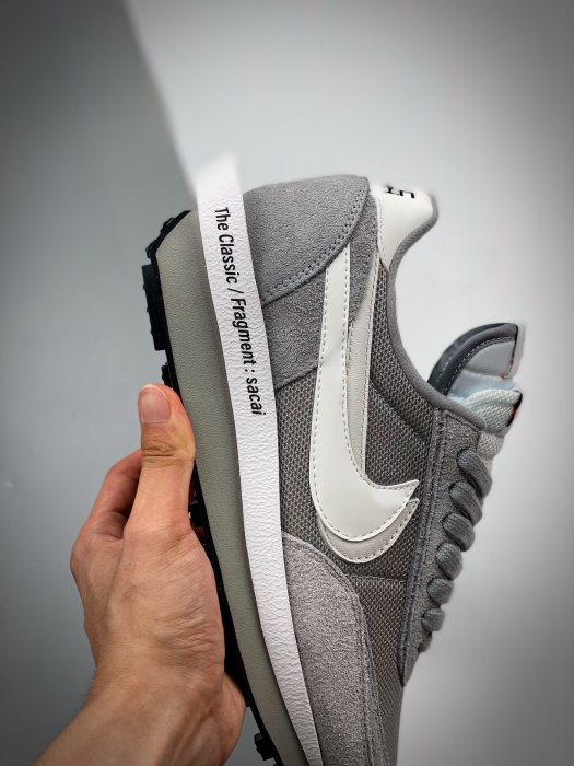 Sneakers Fragment x Sacai x NK LDWaffle DH2684-001 фото 9