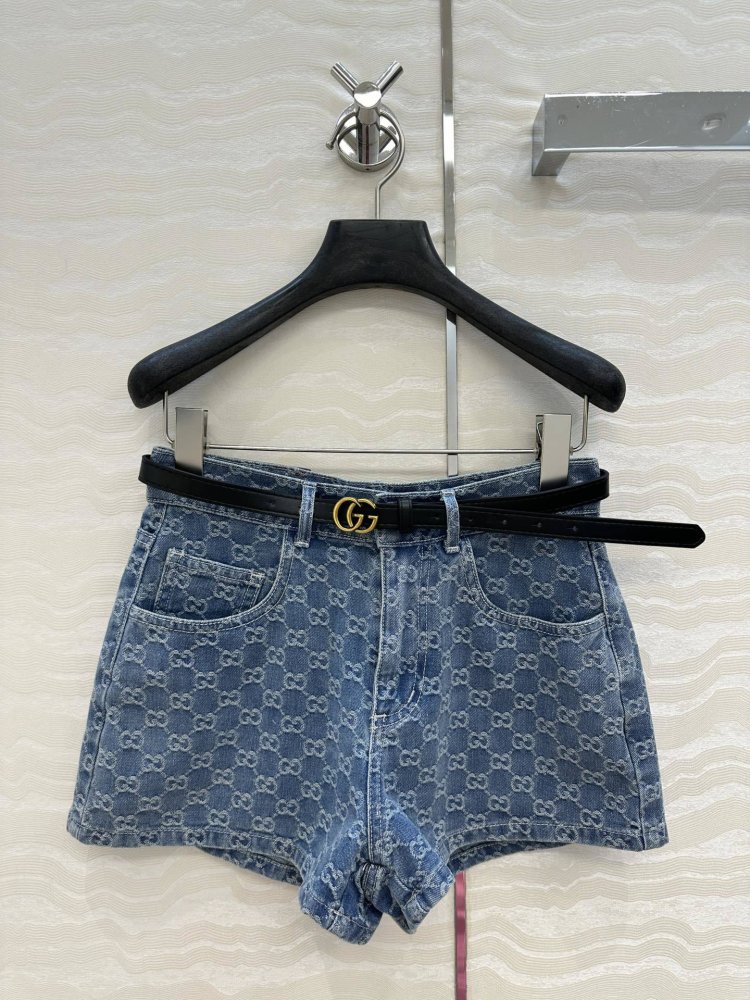 Шорты женские