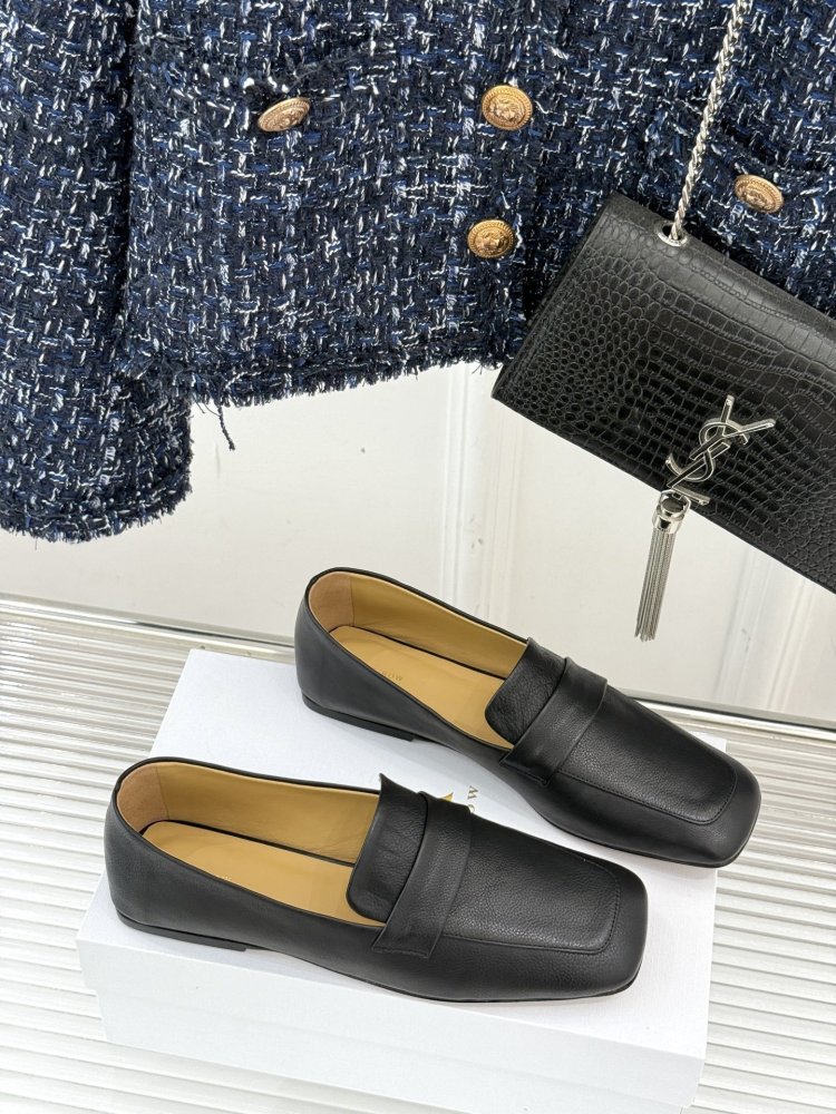 Туфли женские фото 3