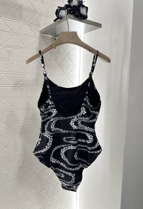 Swimsuit фото 2