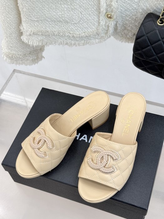 Босоножки фото 2