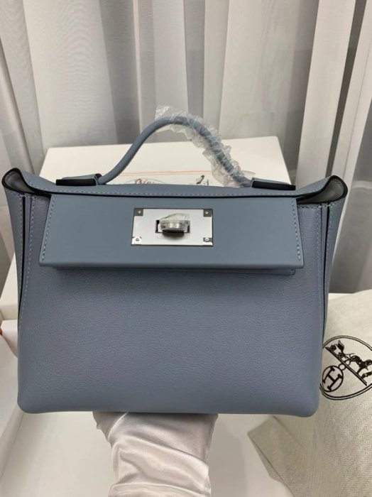 A bag women's Kelly mini 21 cm