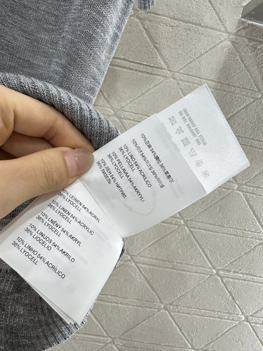 T-shirt women's фото 9