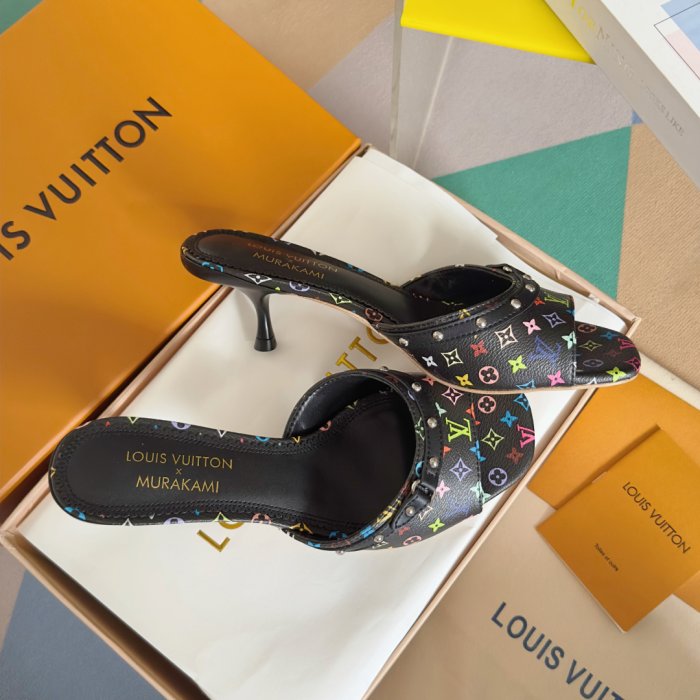 Босоножки фото 4