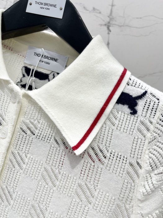 Футболка жіноча фото 4