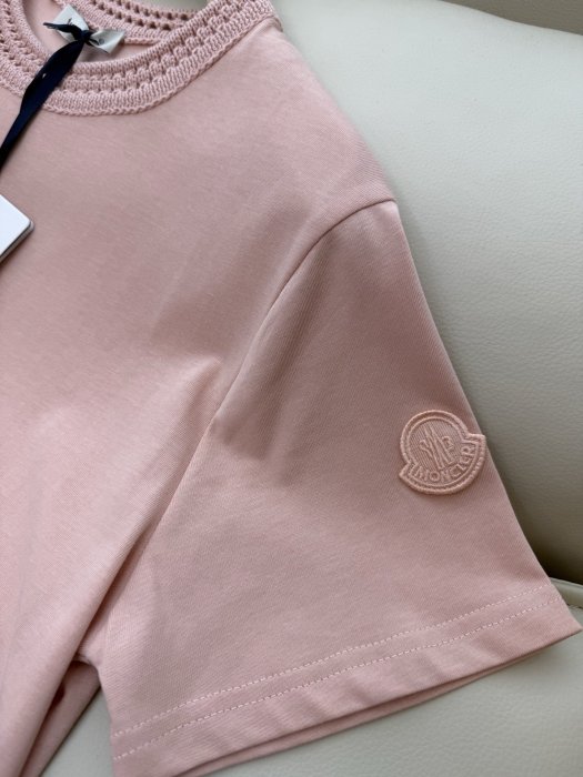 Футболка жіноча фото 8