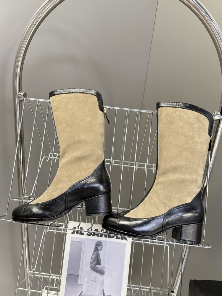 Boots women's фото 6