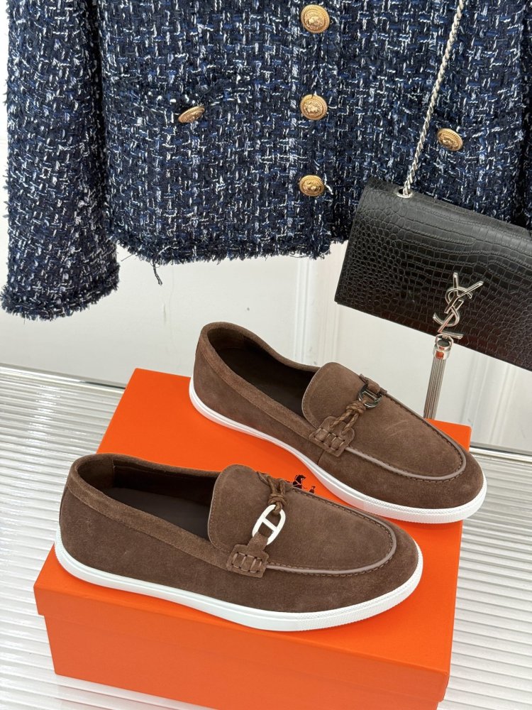 Лоферы женские фото 3