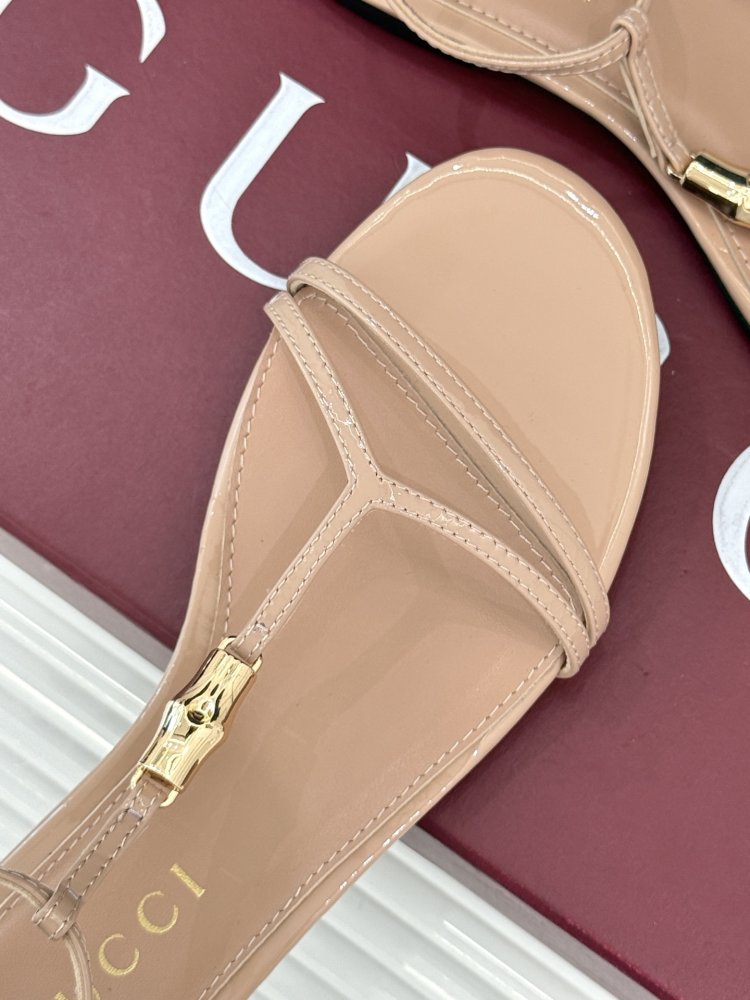 Босоножки фото 7