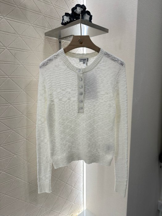 Кофта жіноча