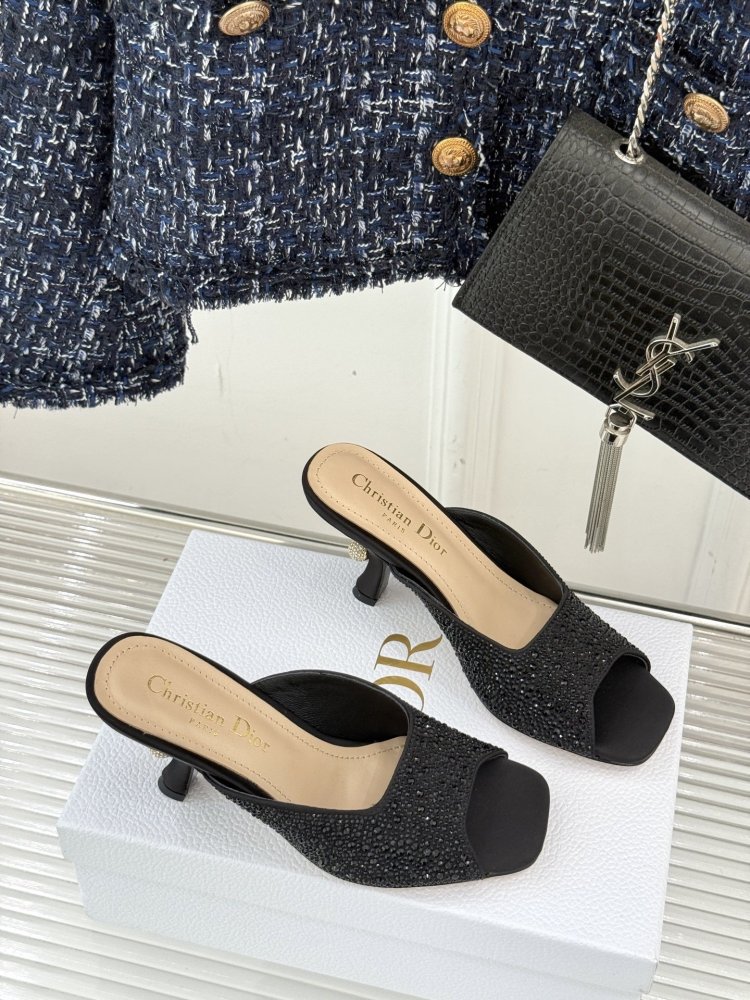 Босоніжки фото 3