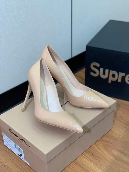 Туфлі жіночі