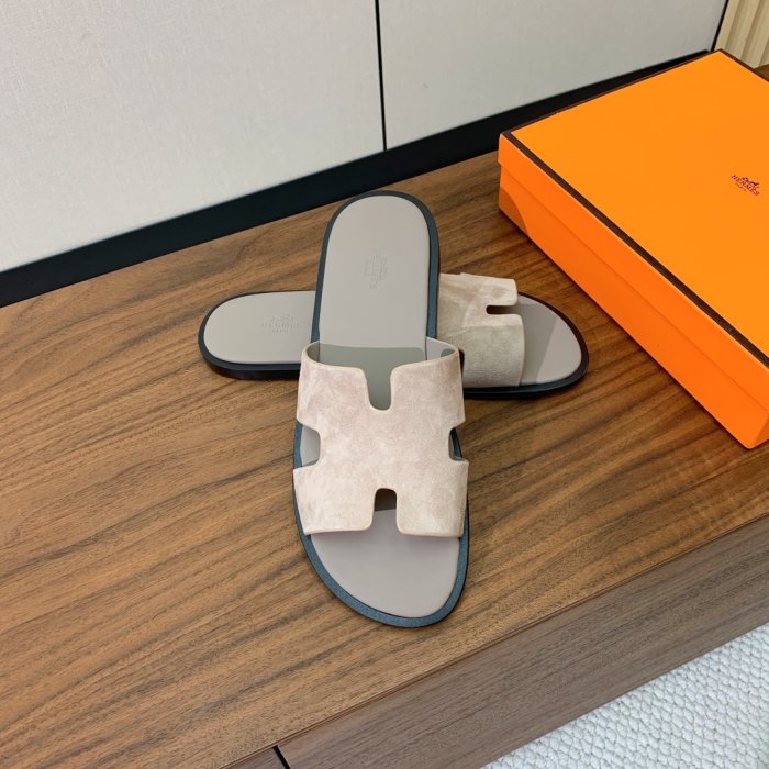 Шлепанцы женские фото 4