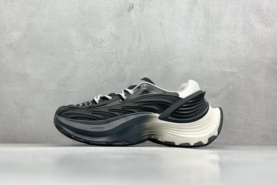 Sneakers Adidas Vento XLG MTW