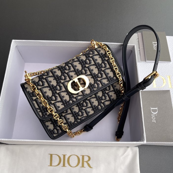 Сумка Miss Caro 18 см фото 9